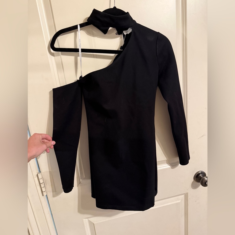 Lovers + Friends Black One-Shoulder Long Sleeve Dress